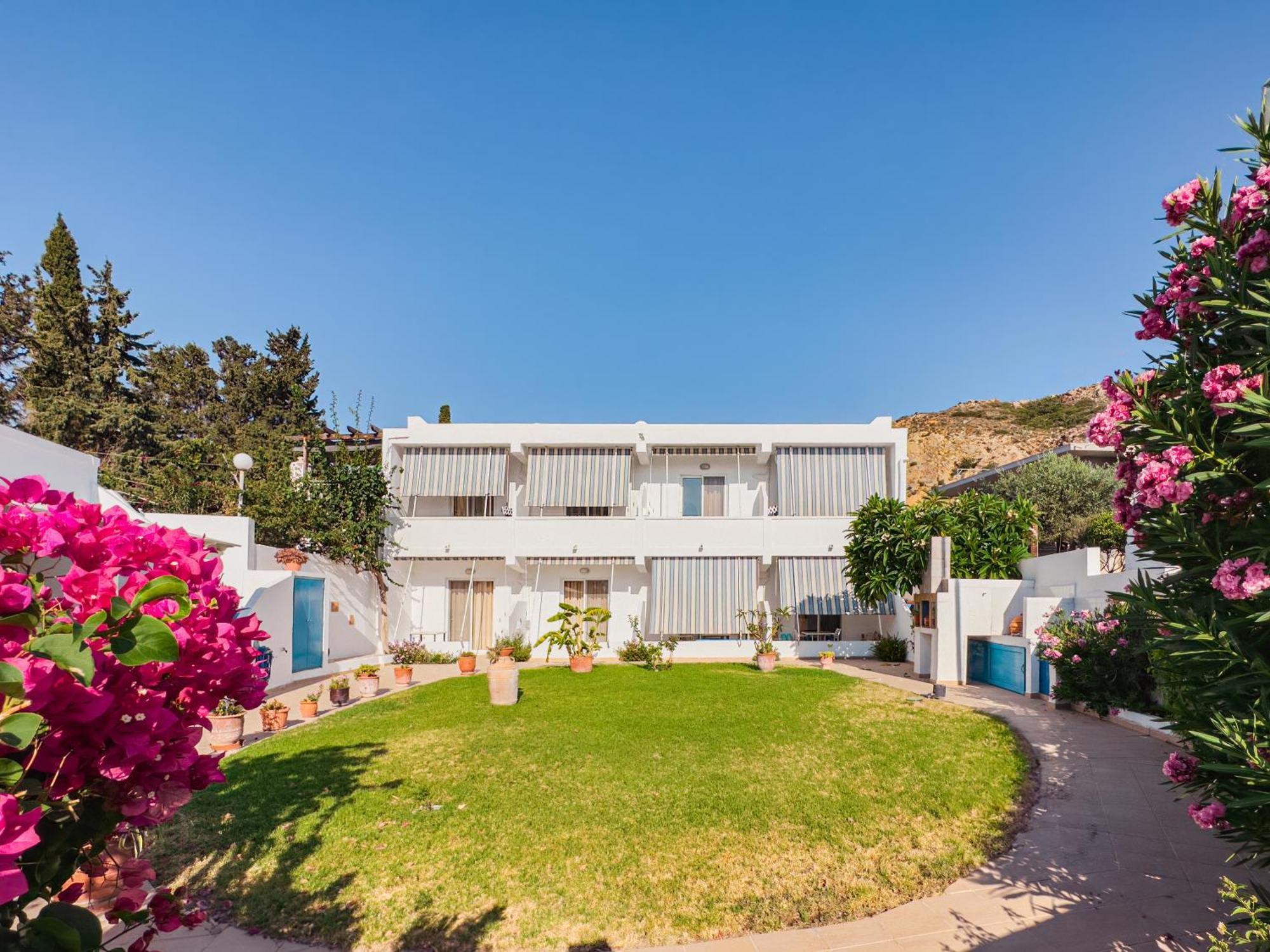 Antonios Apartments Stegna Archangelos  Buitenkant foto